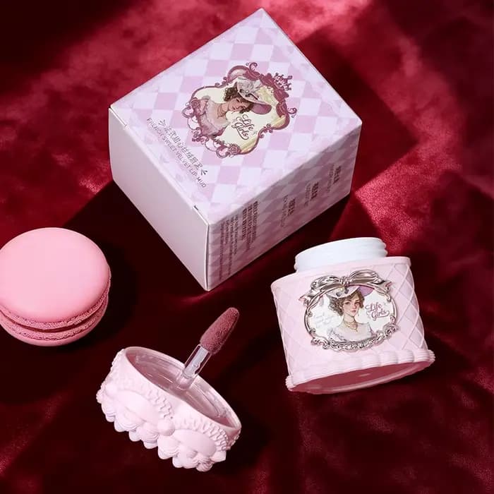 Life Girls Sweet Velvet Lip Gloss avec fini mat soyeux